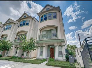 1215 Wentworth St, Houston, TX 77004