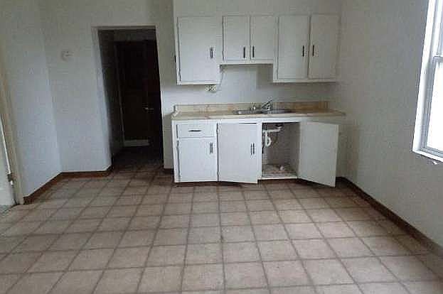 1st image of 366 Randolph St