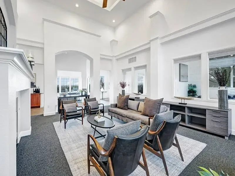 Reserve At Thornton — Photo 4