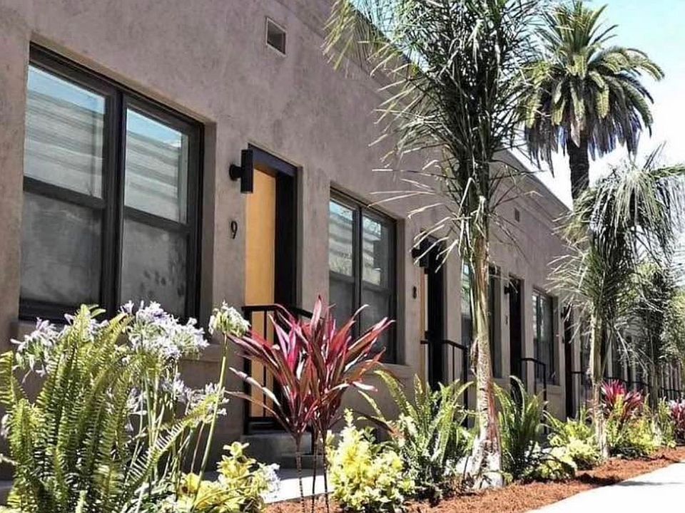 1st image of 528 Golden Ave #2