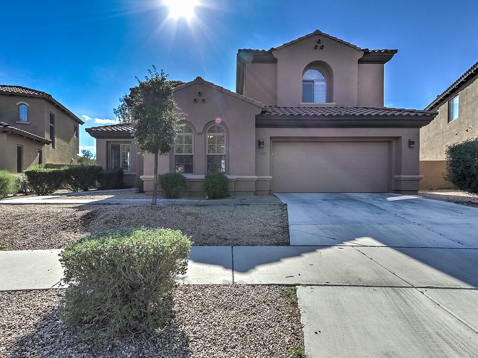 1st image of 2049 W Gloria Ln