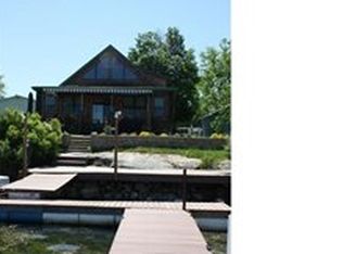 326 Rivershore Dr, Clayton, NY 13624