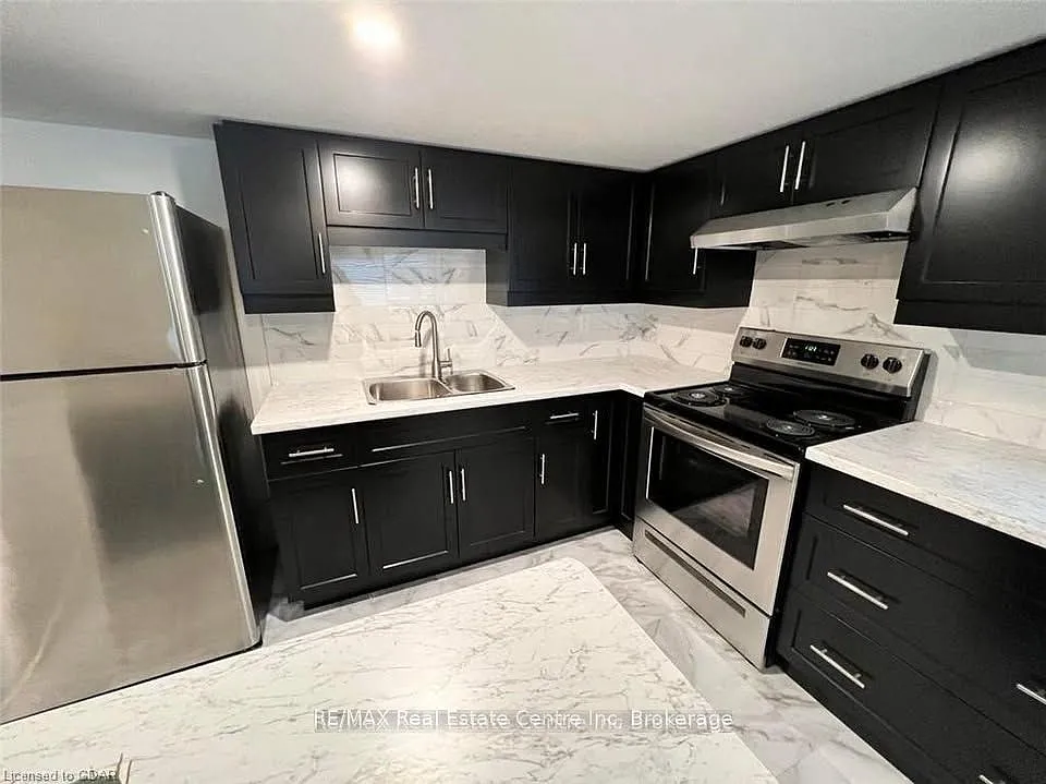 2 bed, $2,200 — Photo 3