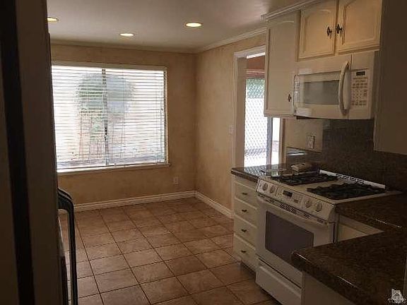 5th image of 6808 E Poppyview Dr