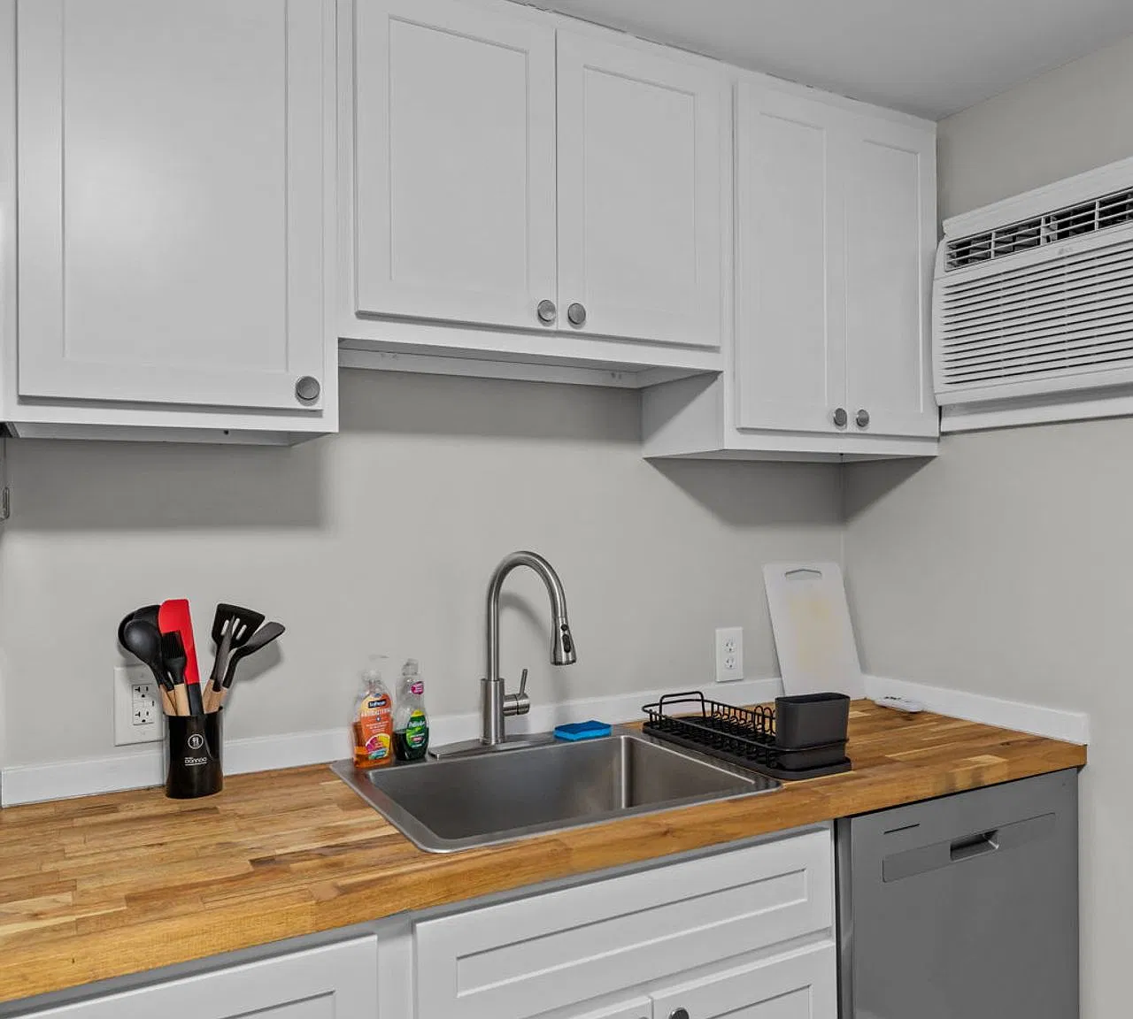Festus Duplex - Furnished MTRs — Photo 2