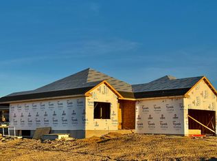 2205 S 96th St, Lincoln, NE 68520