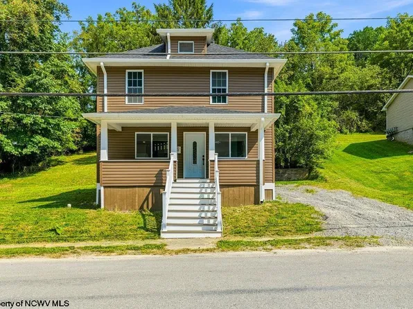 227 Diamond St, Elkins, WV 26241