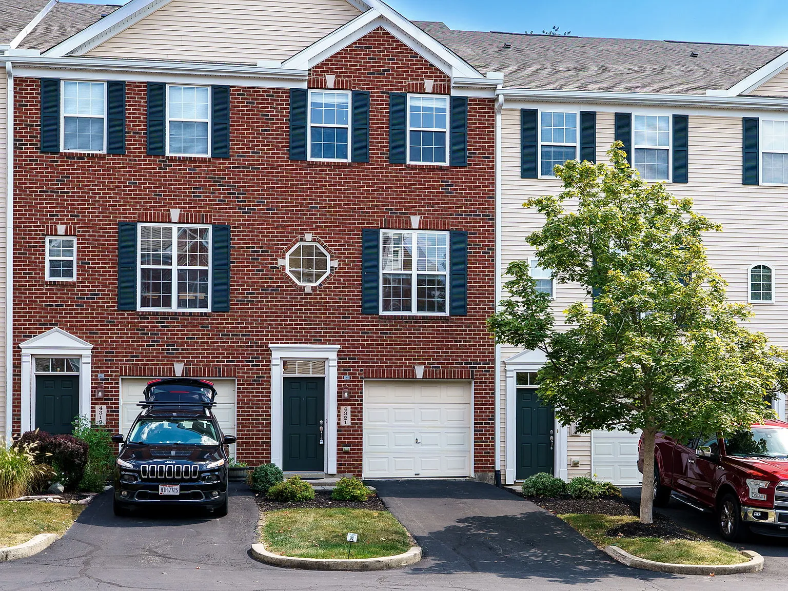 2 bed, 2.5 bath, 1617 sqft, $1,750 — Photo 3