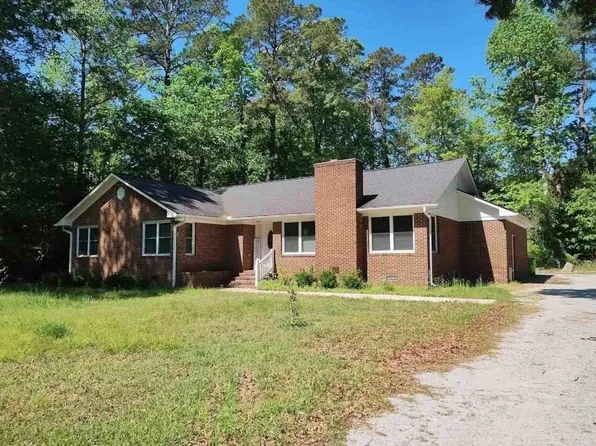 108 Pulley Rd, Havelock, NC 28532