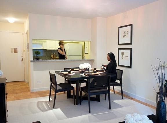 3rd image of 1755 York Ave APT 35A