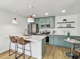 6694 University Ave, San Diego, CA 92115