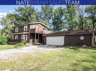 6 Chicago St, Alvin, IL 61811