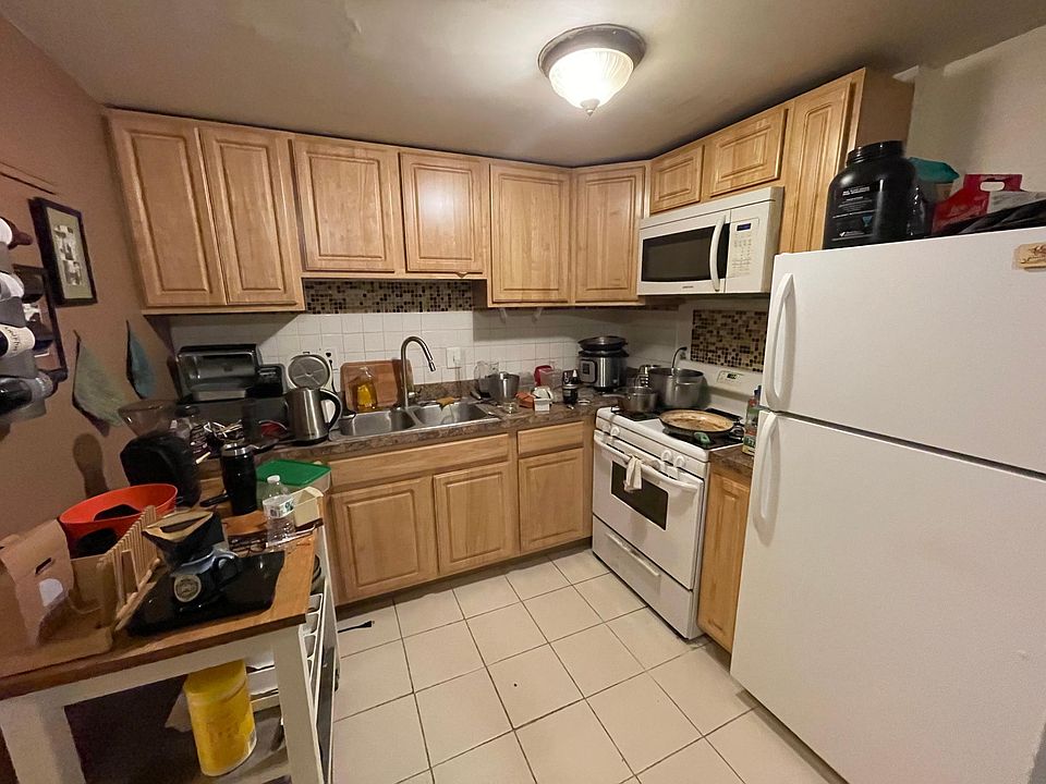 1st image of 1013 Saint Paul St #B