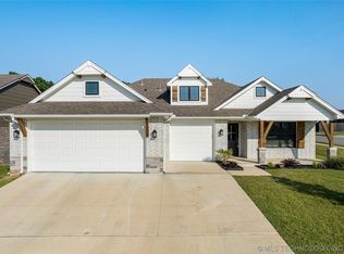 14402 S Jamestown Ave, Bixby, OK 74008