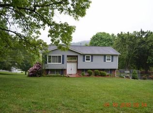 312 Winding Rd, Bristol, TN 37620