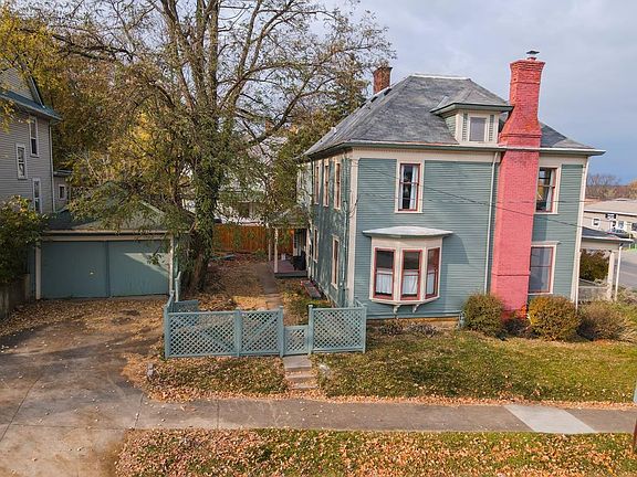 3rd image of 519 Park Ave W