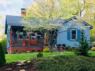 208 Border St, Black Mountain, NC 28711