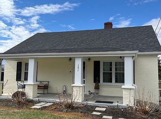 151 Stuart Ave, Stuarts Draft, VA 24477