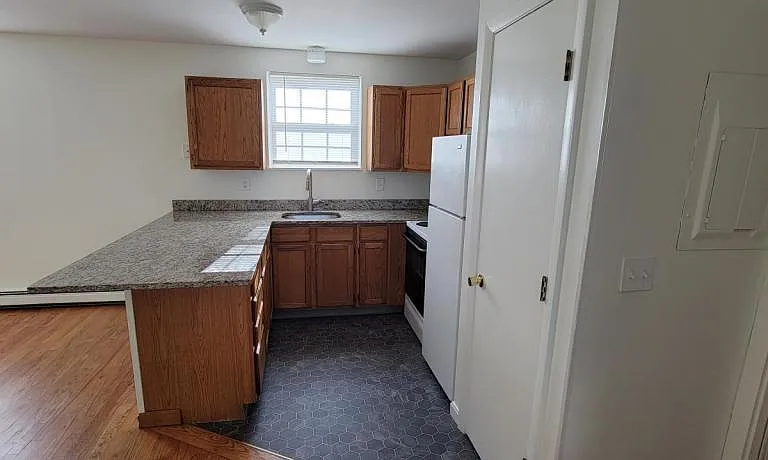 43 Carroll St #4 — Photo 2