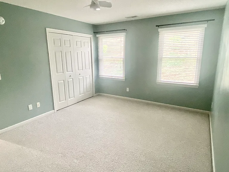 1200 King Edwards Way — Photo 34