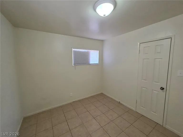 910 Magnolia Ave — Photo 12