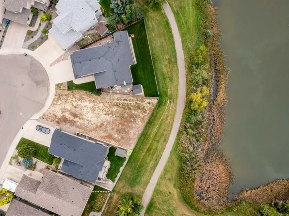 468 Mount Sunburst Cres W, Lethbridge, AB T1K 2S6