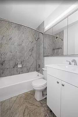 Rented by REAL New York | media 18