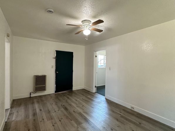 728 1/2 S Leonard Ave #3