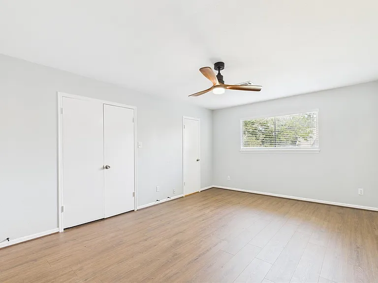 1107 Verret Ln — Photo 32