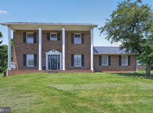 797 Falcon Dr, Abingdon, VA 24210