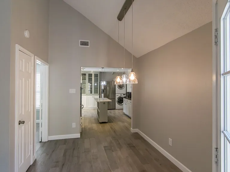 3142 Royal Gable Dr — Photo 11