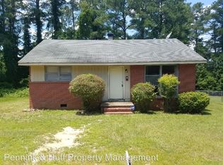456 McRae Dr, Fayetteville, NC 28305