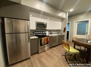98 Hemenway St UNIT 201, Boston, MA 02115