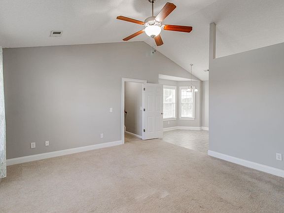 5th image of 222 Nitsill Ct