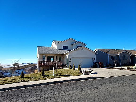 3rd image of 1905 NW Bella Vista Dr