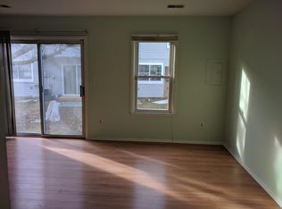 112 Woodlake Manor Dr, Lakewood, NJ 08701