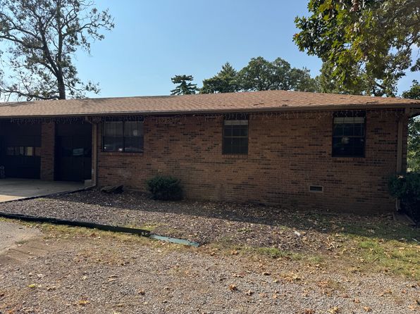 2923 E Zora St