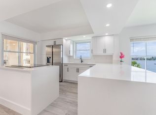 896 N Federal Hwy APT 432, Lantana, FL 33462