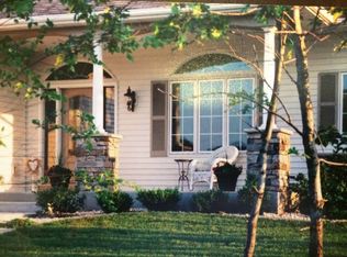 2292 Veterans Memorial Blvd NW, Andover, MN 55304