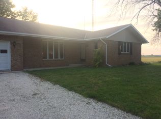 303 N Railroad St, Gardner, IL 60424