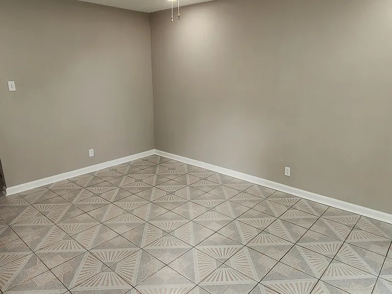 606 Crockett St — Photo 23