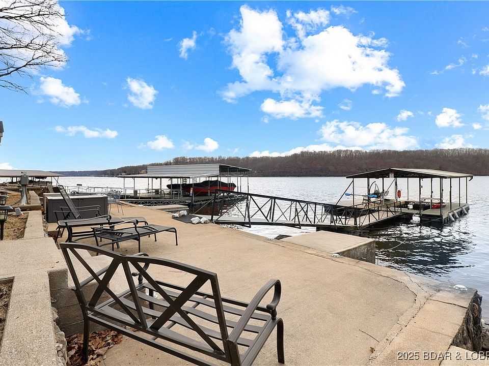 1st image of 27568 Golden Point Ln