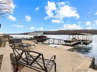 27568 Golden Point Ln, Barnett, MO 65011