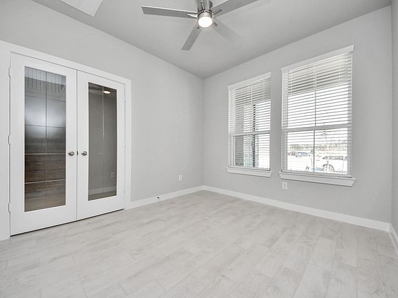 5th image of 18611 Serapis St