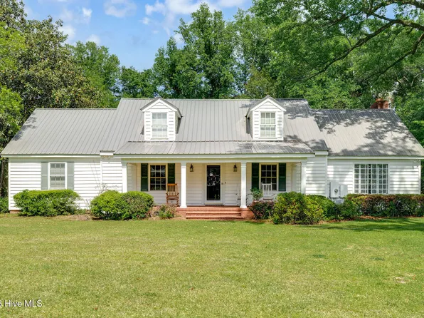 218 N Duplin Street, Wallace, NC 28466