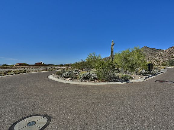 3rd image of 21071 W Mountain Cove Pl
