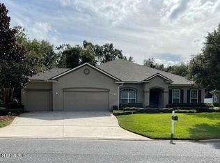 16744 Oak Preserve Dr, Jacksonville, FL 32226