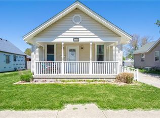 2716 Champaign Ave, Mattoon, IL 61938