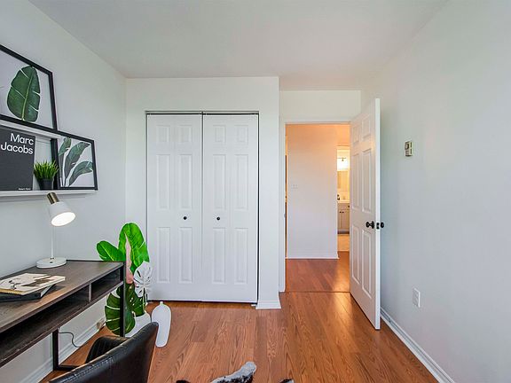 5th image of 93 Kearney Lake Rd #303
