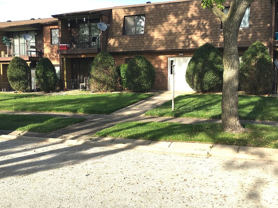 1st image of 22553 Pleasant Dr APT 15